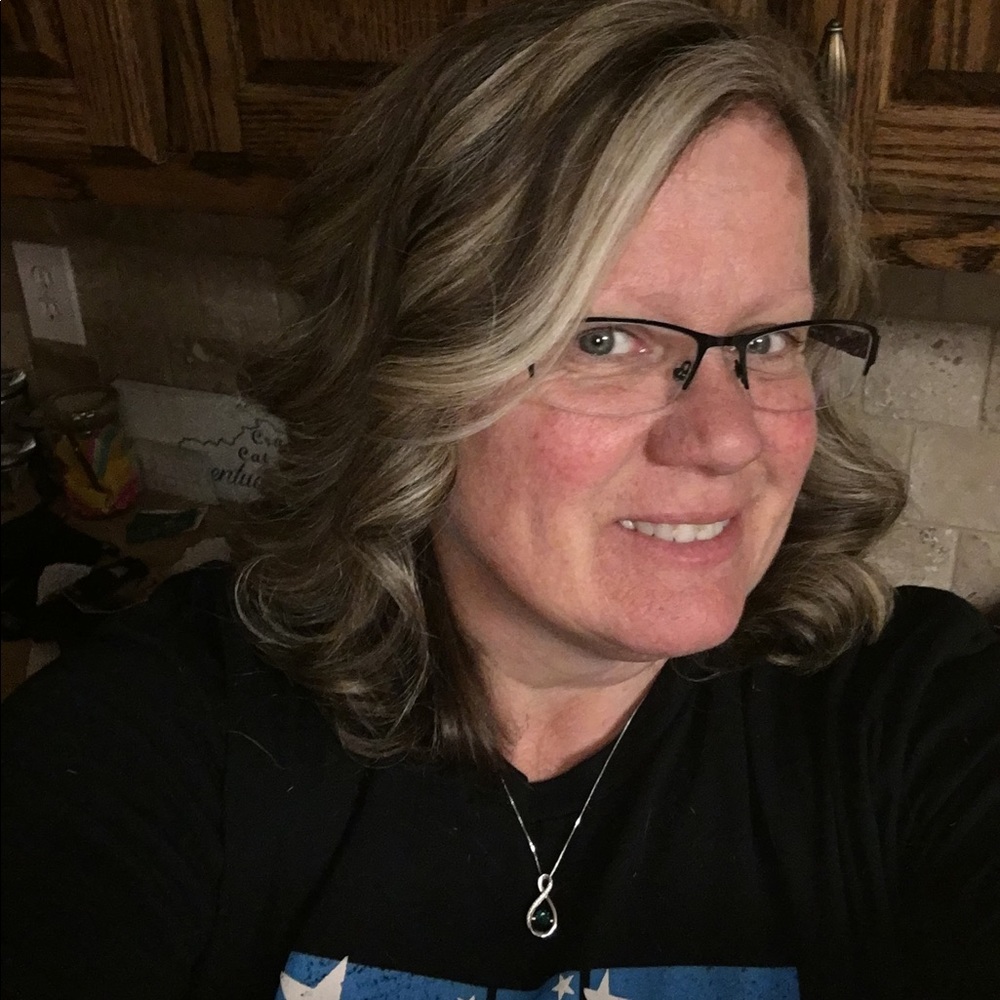 Meet your Posher, Cheri